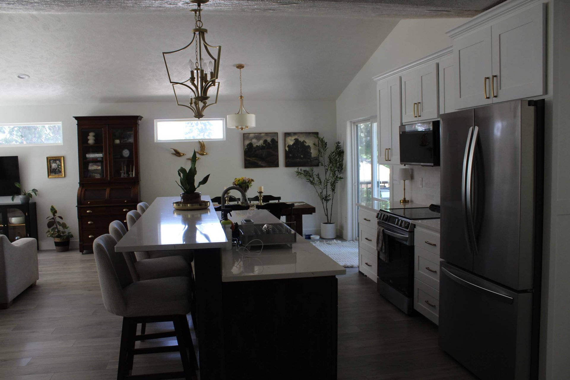 Kitchen Island — Mount Vernon