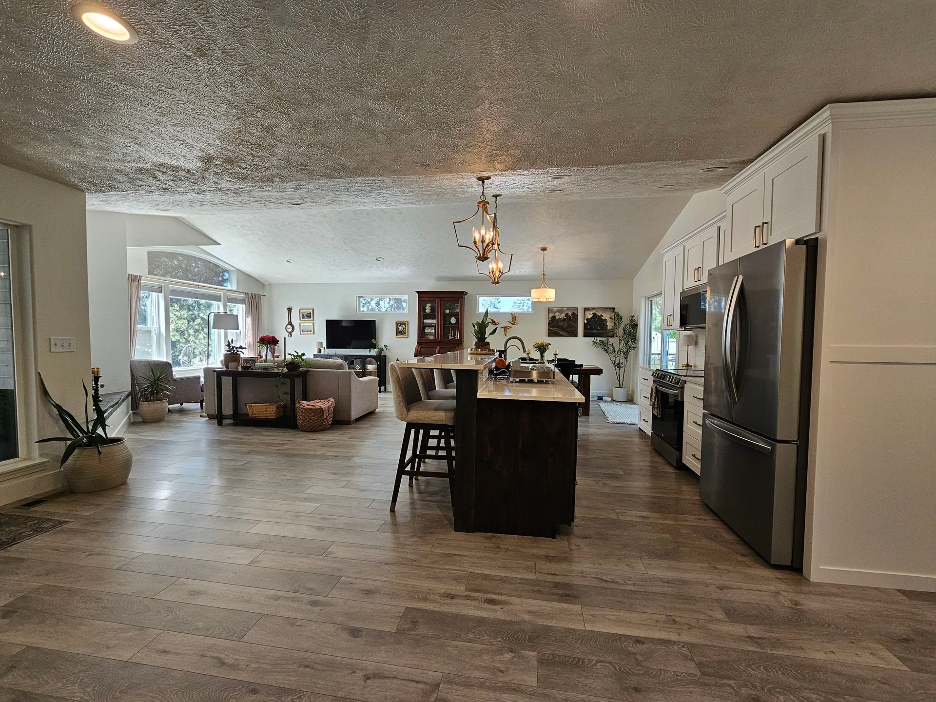 Luxury kitchen and living room remodel at 1923 S Mount Vernon by 2Work Contracting